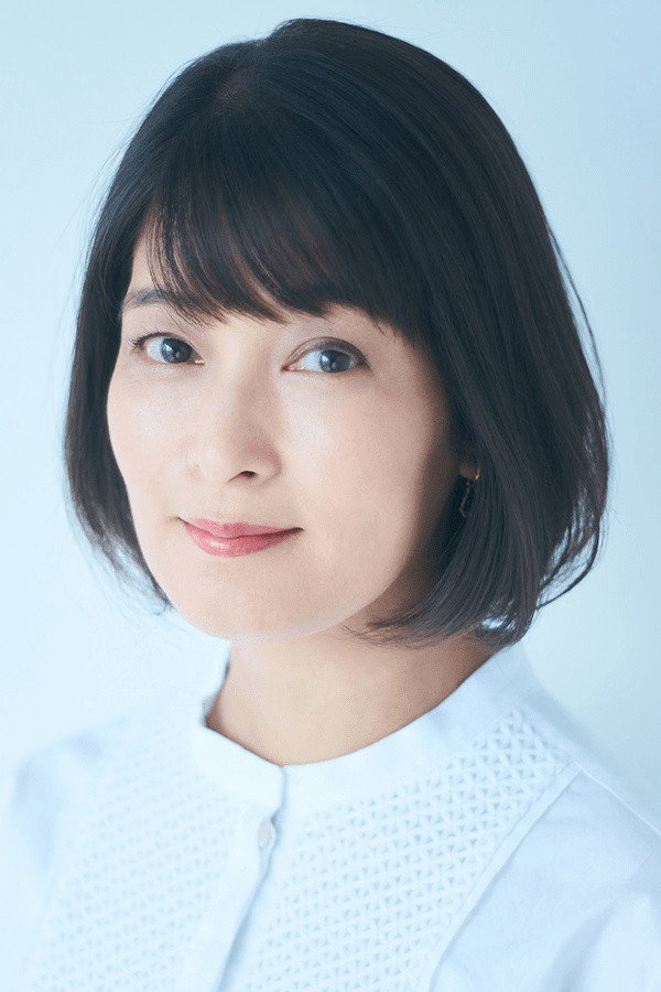 川澄綾子 as Kaon (voice) in Shattered Angels