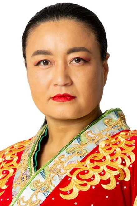里村明衣子 as Herself in Gaea Girls