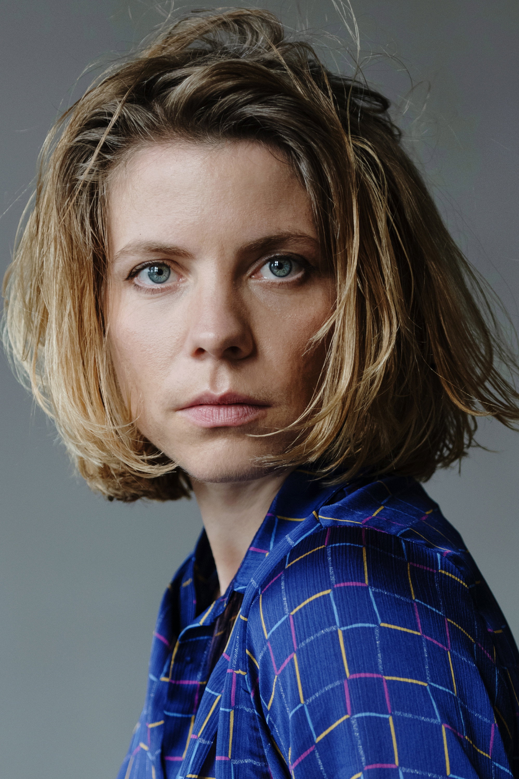 Thea Rasche as Leba in Darlings