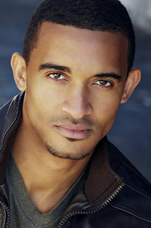 Brett Diggs as Officer Sims in Safe