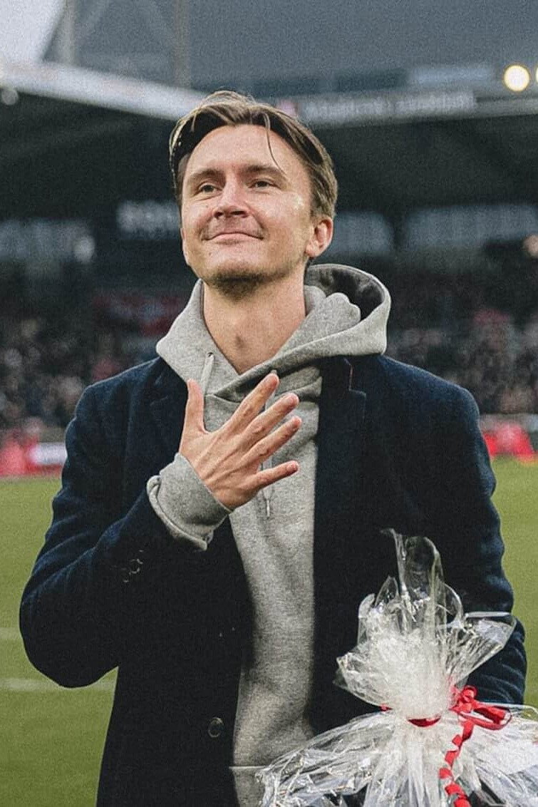 Kristoffer Olsson as Self in Fotbollsåret 2024