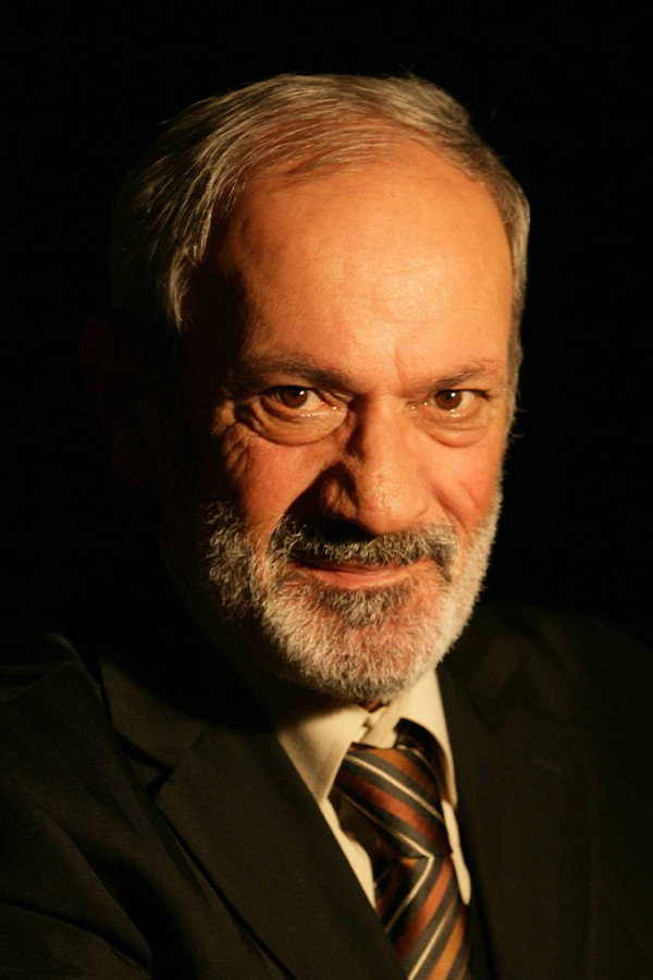 Metin Çekmez as Ziya Yörükhan in A Part of Me