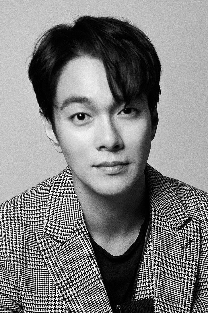 이규한 as Nam Tae-Il in The Rich Son