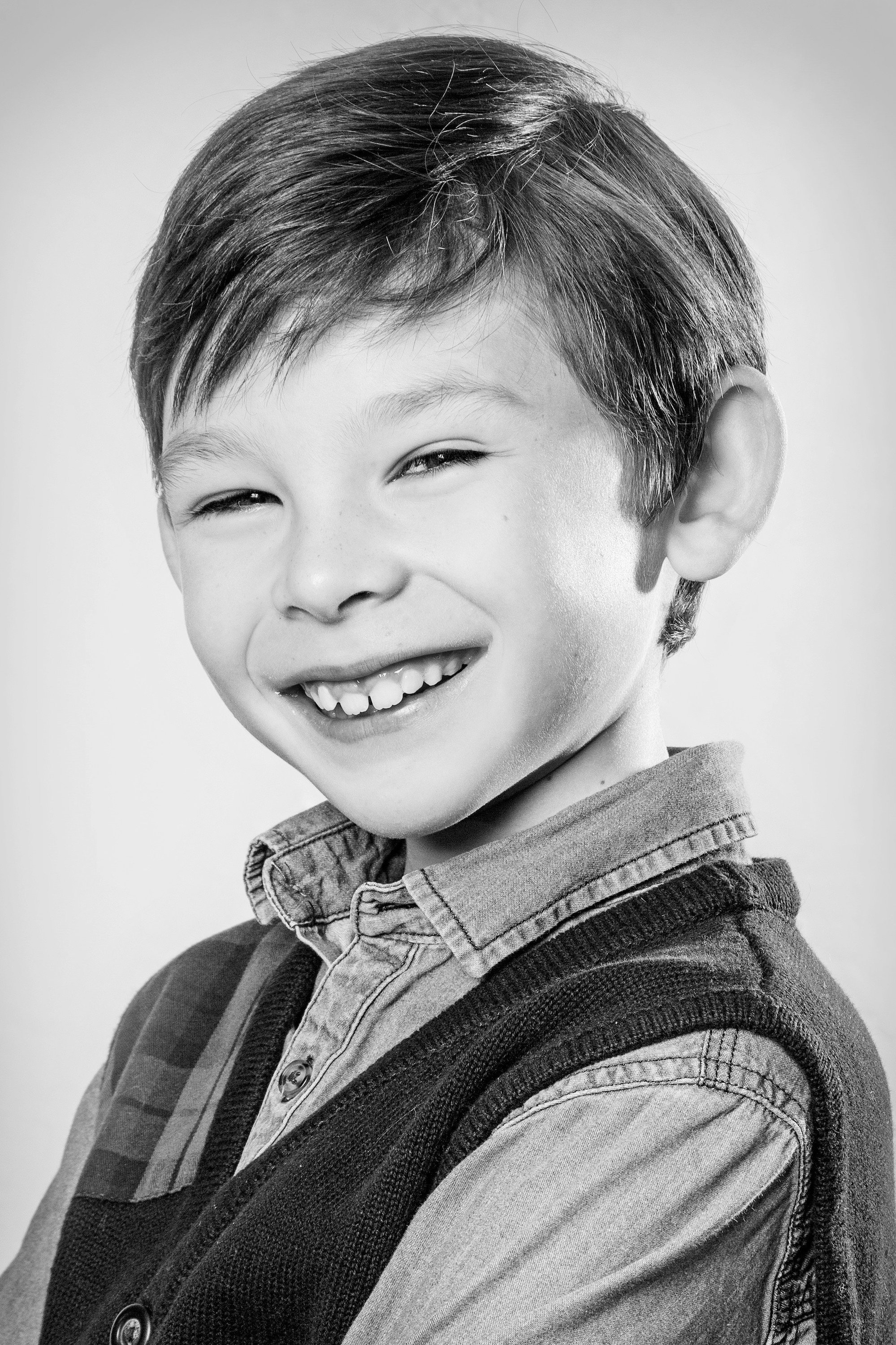 Nathanael Saleh as Piak in The Letter for the King