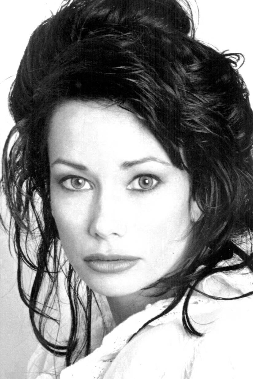 Carolyn Renee Smith as Janet in Erotic Boundaries