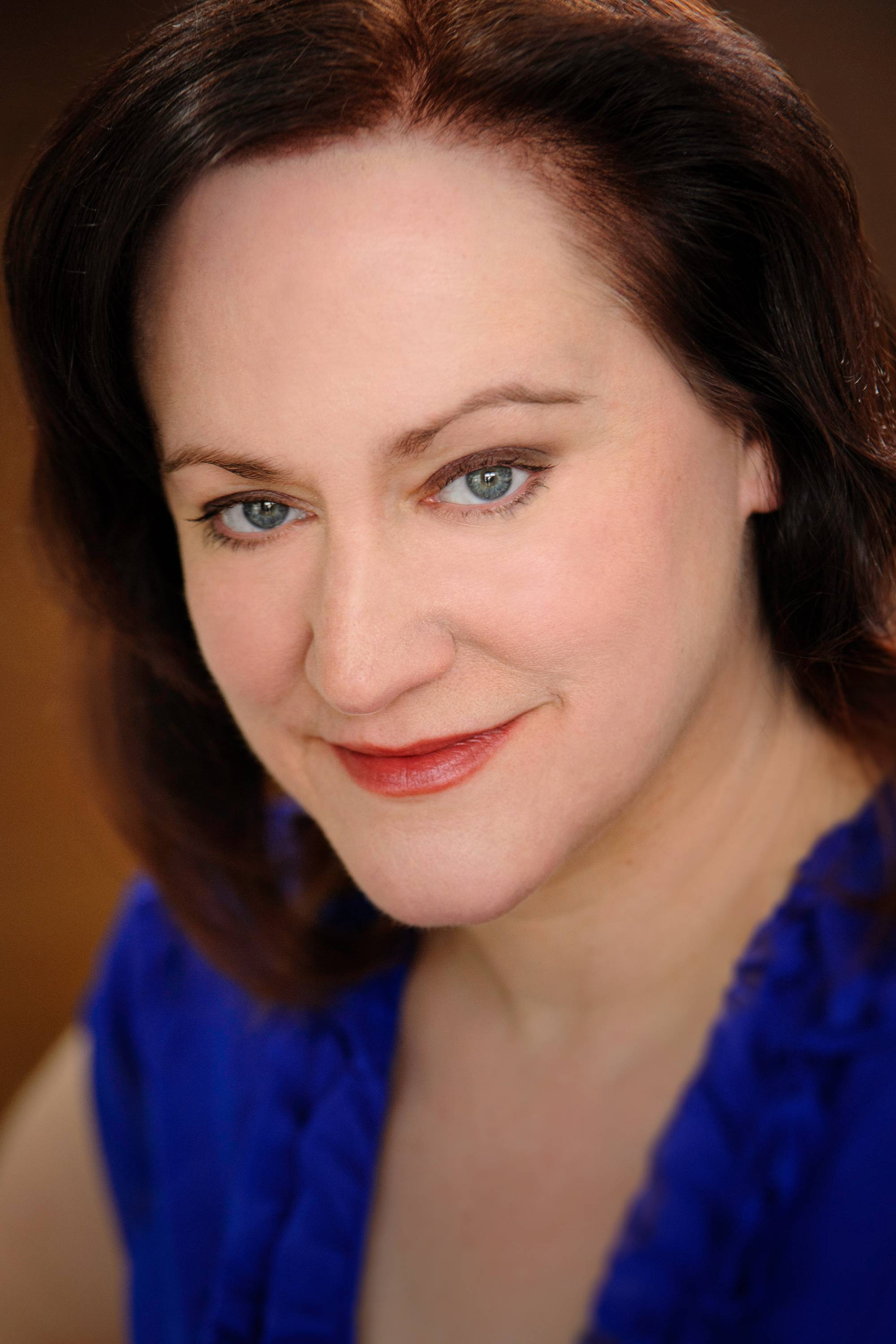 Rhonda Ayers as Annabelle in Captain Hagen's Bed & Breakfast