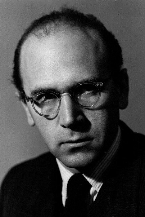 Ota Ornest as Commentary (voice) in Kováci