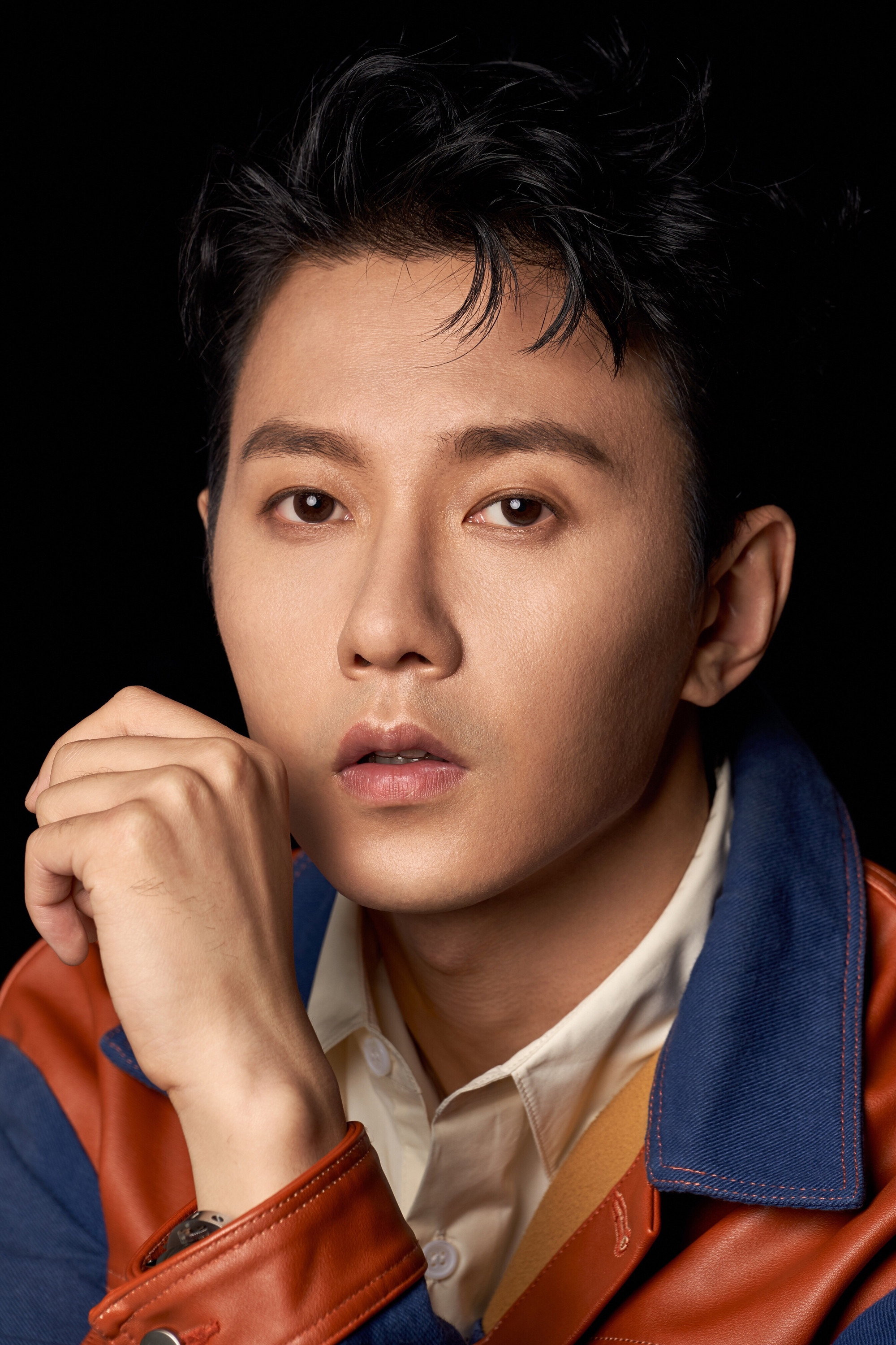 祁圣翰 as Lawyer Mengran in Perfect and Casual