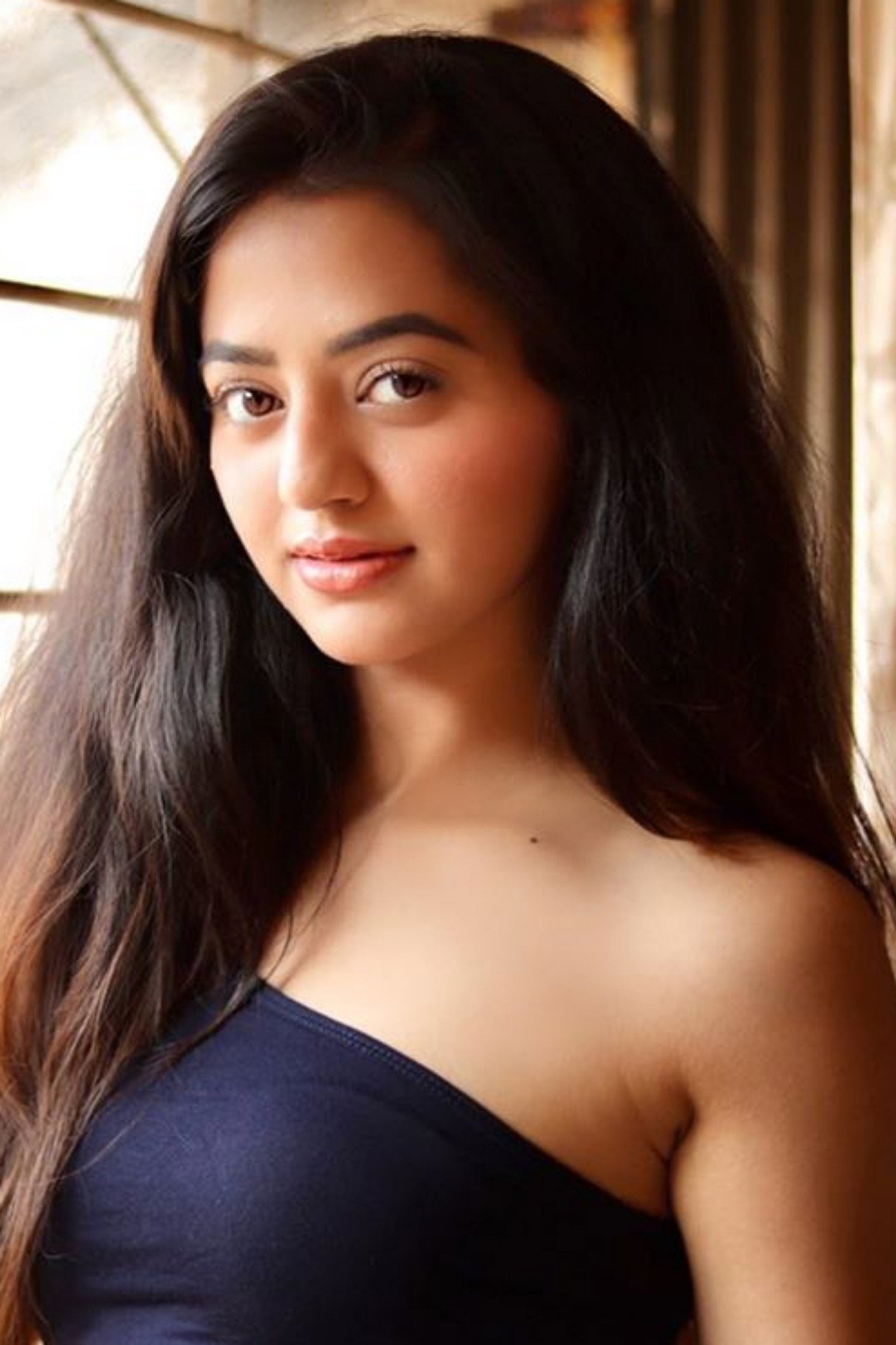 Helly Shah as Dr. Tina in Naam Namak Nishan