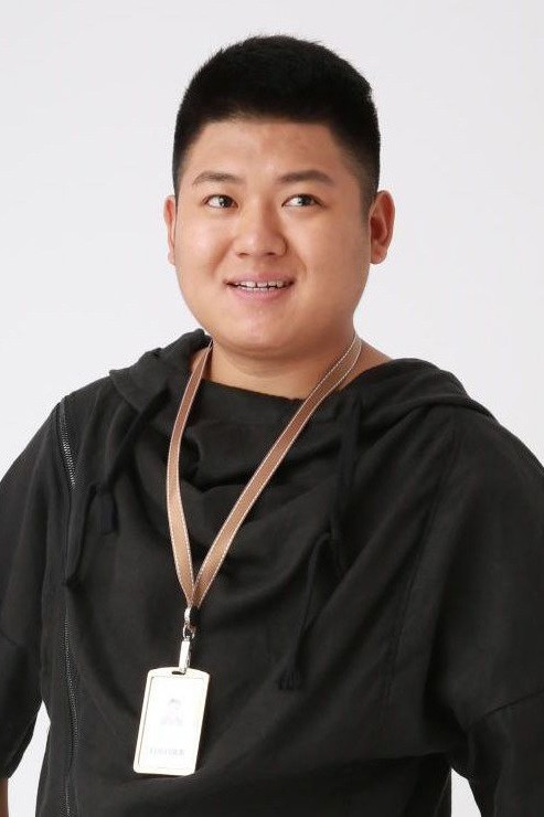 Li Yun Ao as Luo Sang in Another Me in the World