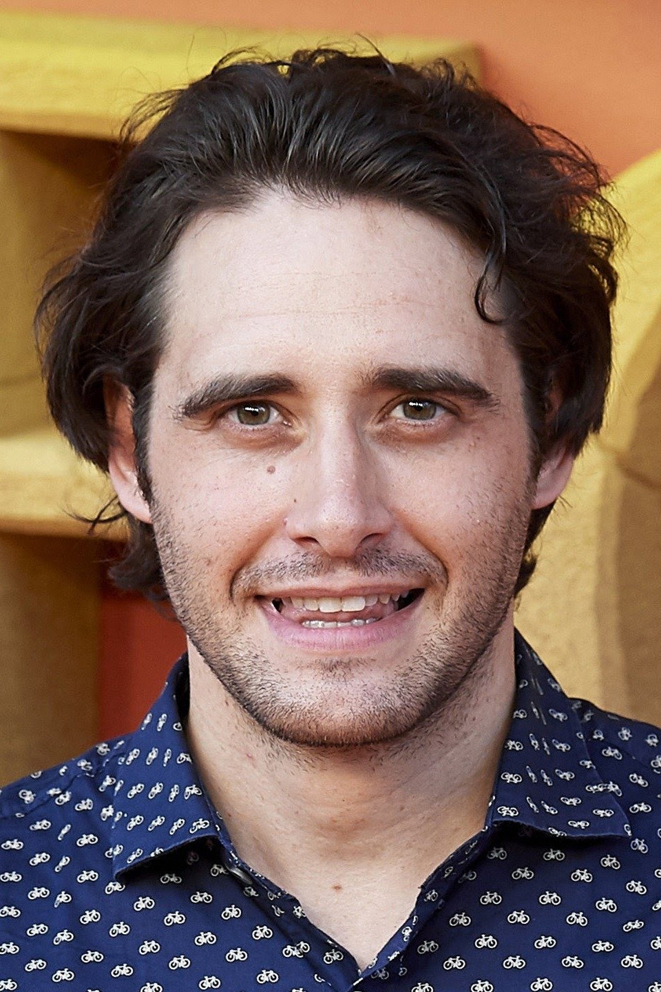 Llorenç González as Jonás Infantes in The Velvet Collection
