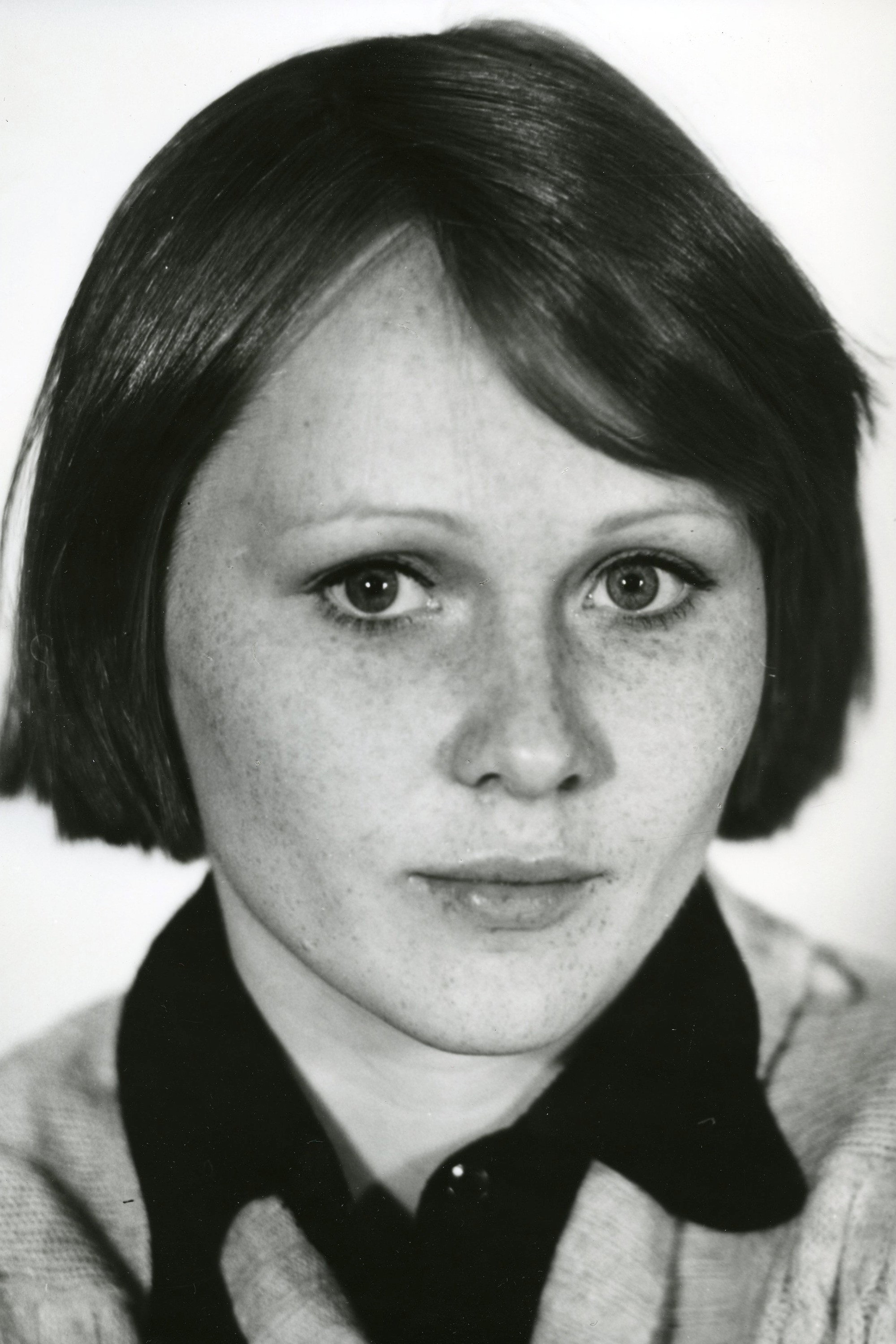 Nijolė Oželytė as Adelė in Dičius's Career