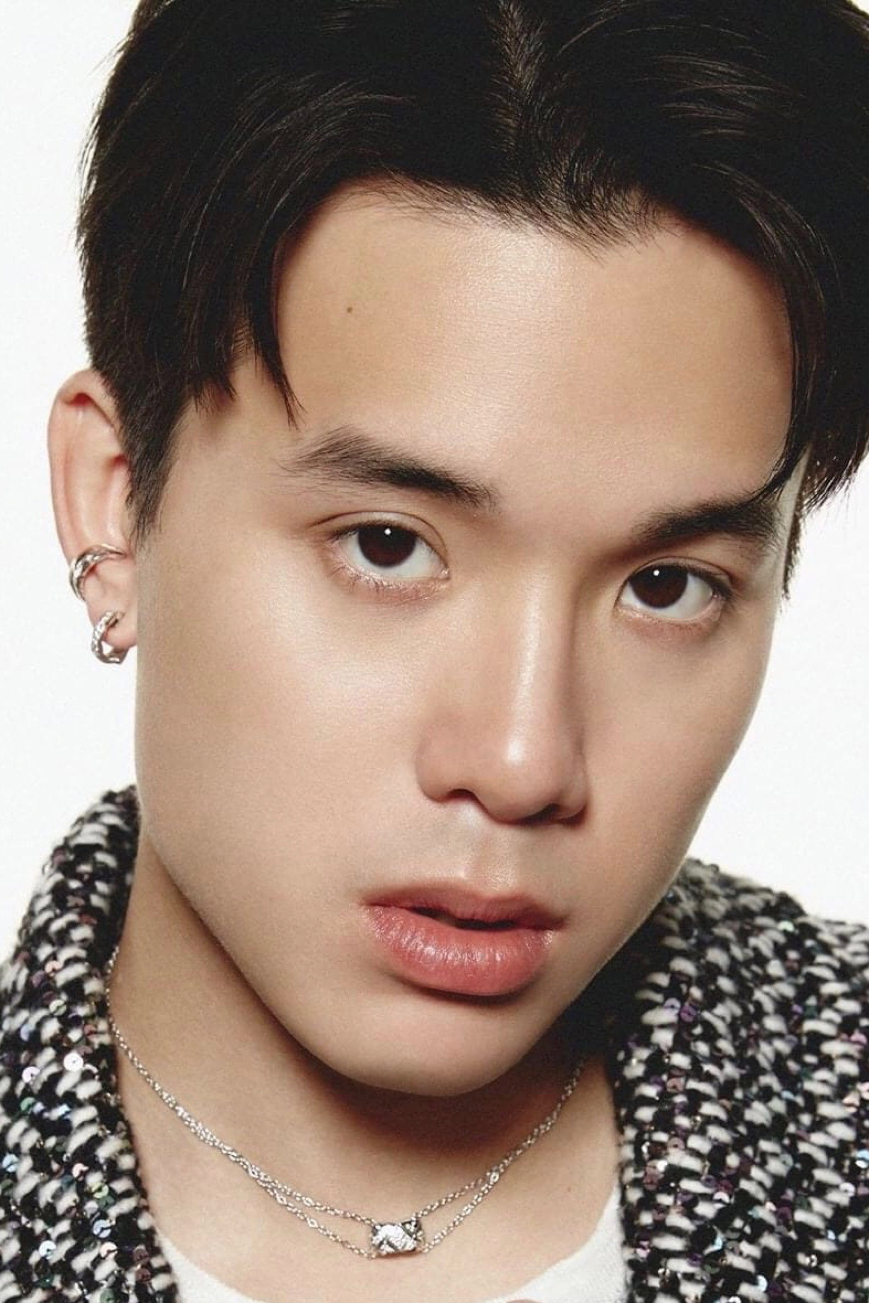 ธีรดนย์ ศุภพันธุ์ภิญโญ as Coach Ek in Thirteen Lives