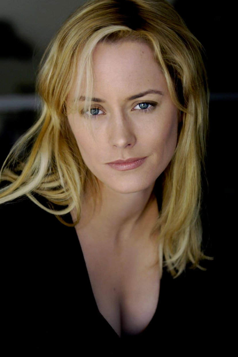 Silke Bodenbender as Nadja Paulitz in Walpurgisnacht