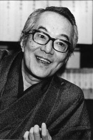 久松保夫 as Quincy Harker (voice) in The Tomb of Dracula