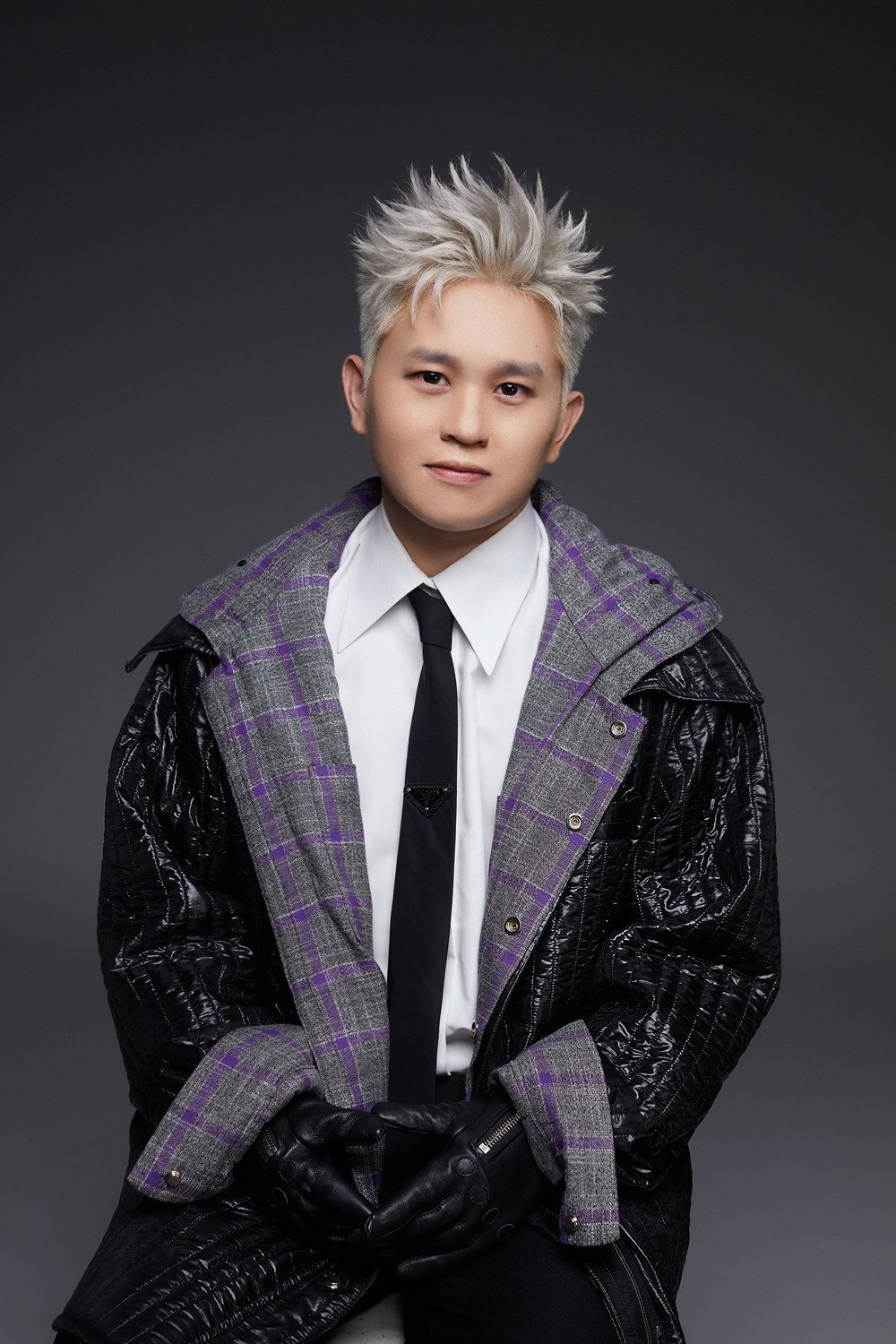B Ray as Rapper in Anh Trai "Say Hi"