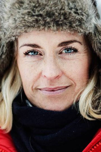 Erika Rosenbaum as Self - Contestant in Alone Sweden