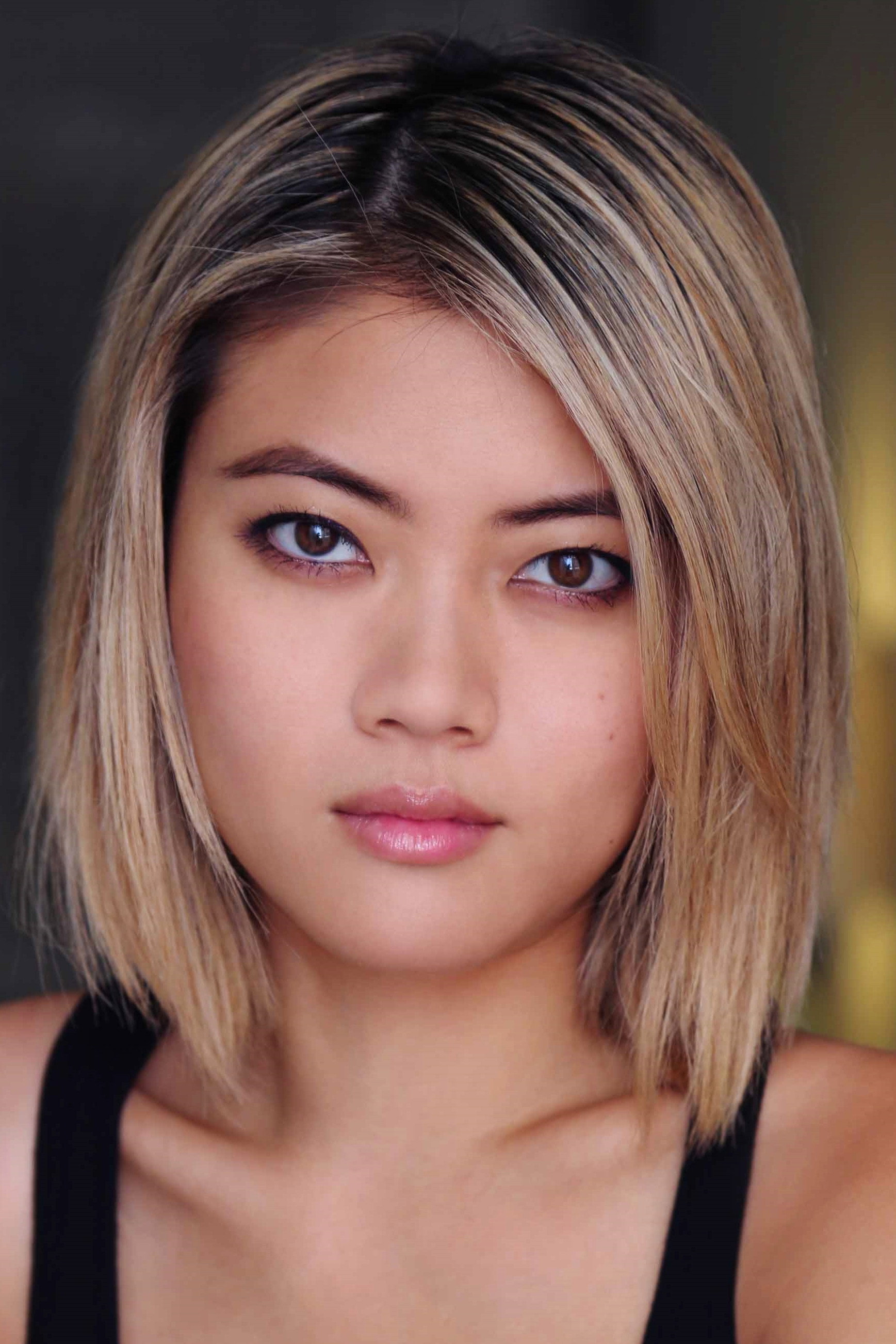 Jessica Lu as Steph in The girls I know... get their hands dirty.