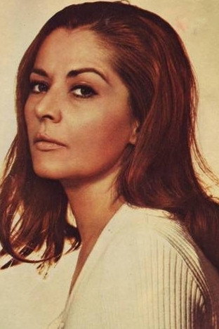 Margareta Pogonat as Comrade Florescu in Personal Issues