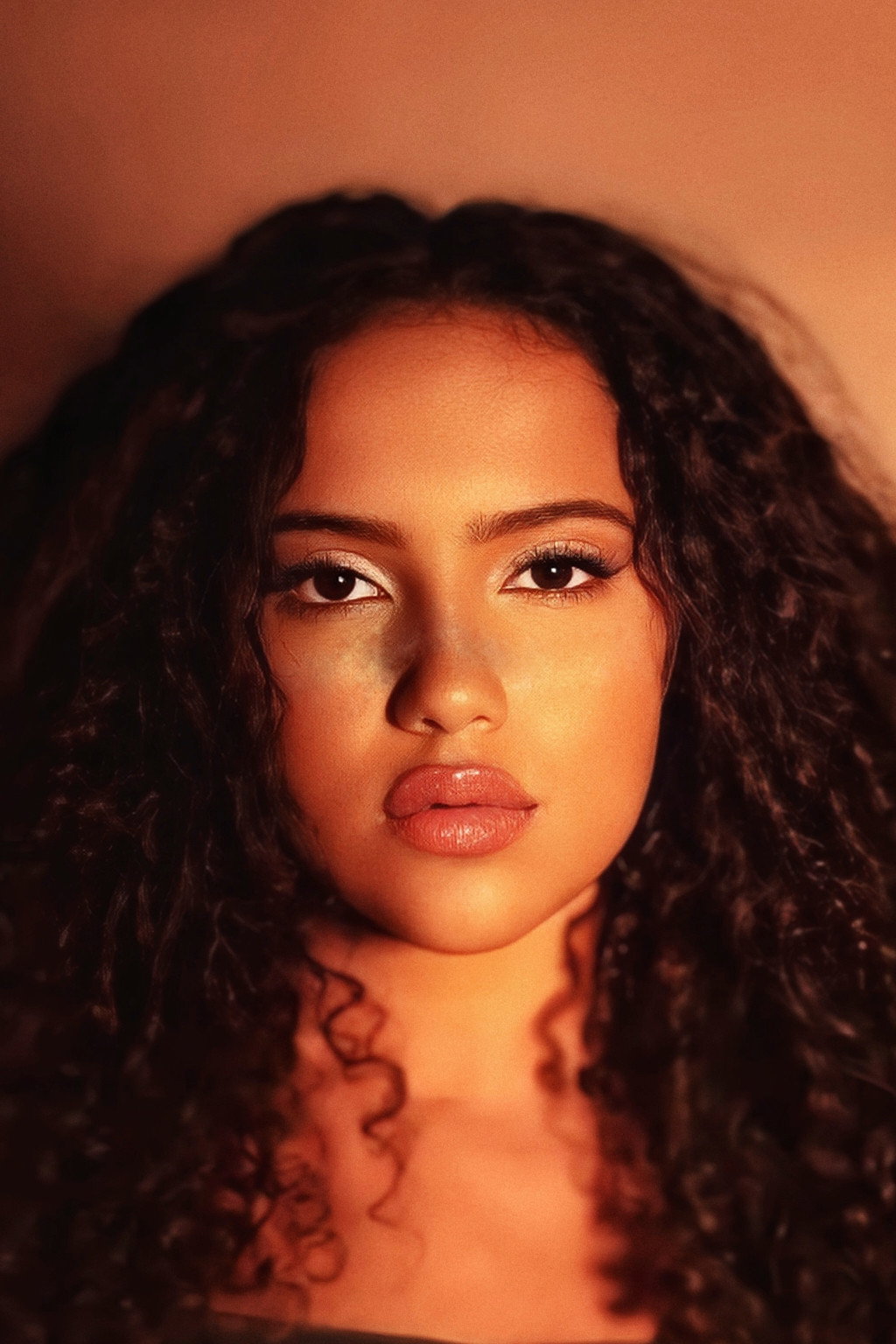 Alanys Santos as Gabi in Shooting My Life's Script