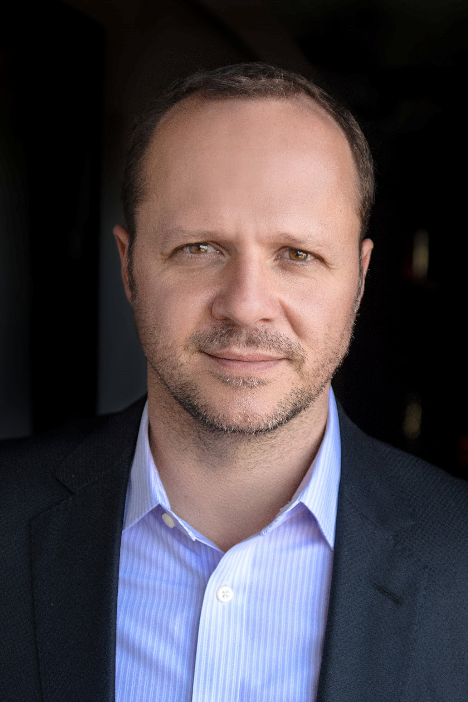 Norman Lehnert as Klaus in 9:30