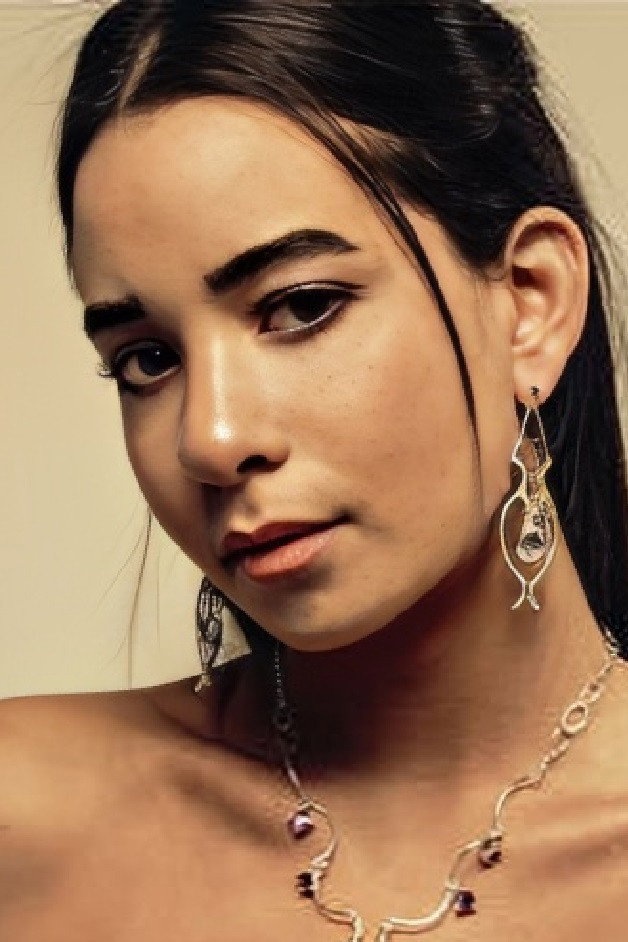 Hana Daoud as Farida in Who Said?
