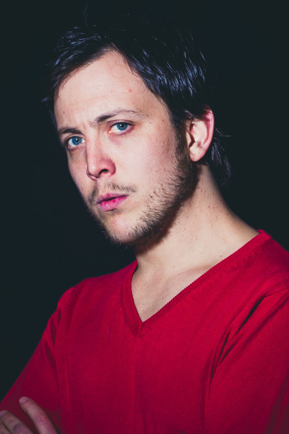Antonio Leiva as Marcos in Mis nuevos amigos