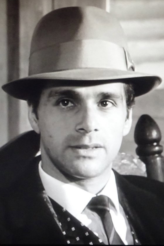 Denis Manuel as Sauveur Leoni in Wok of Love