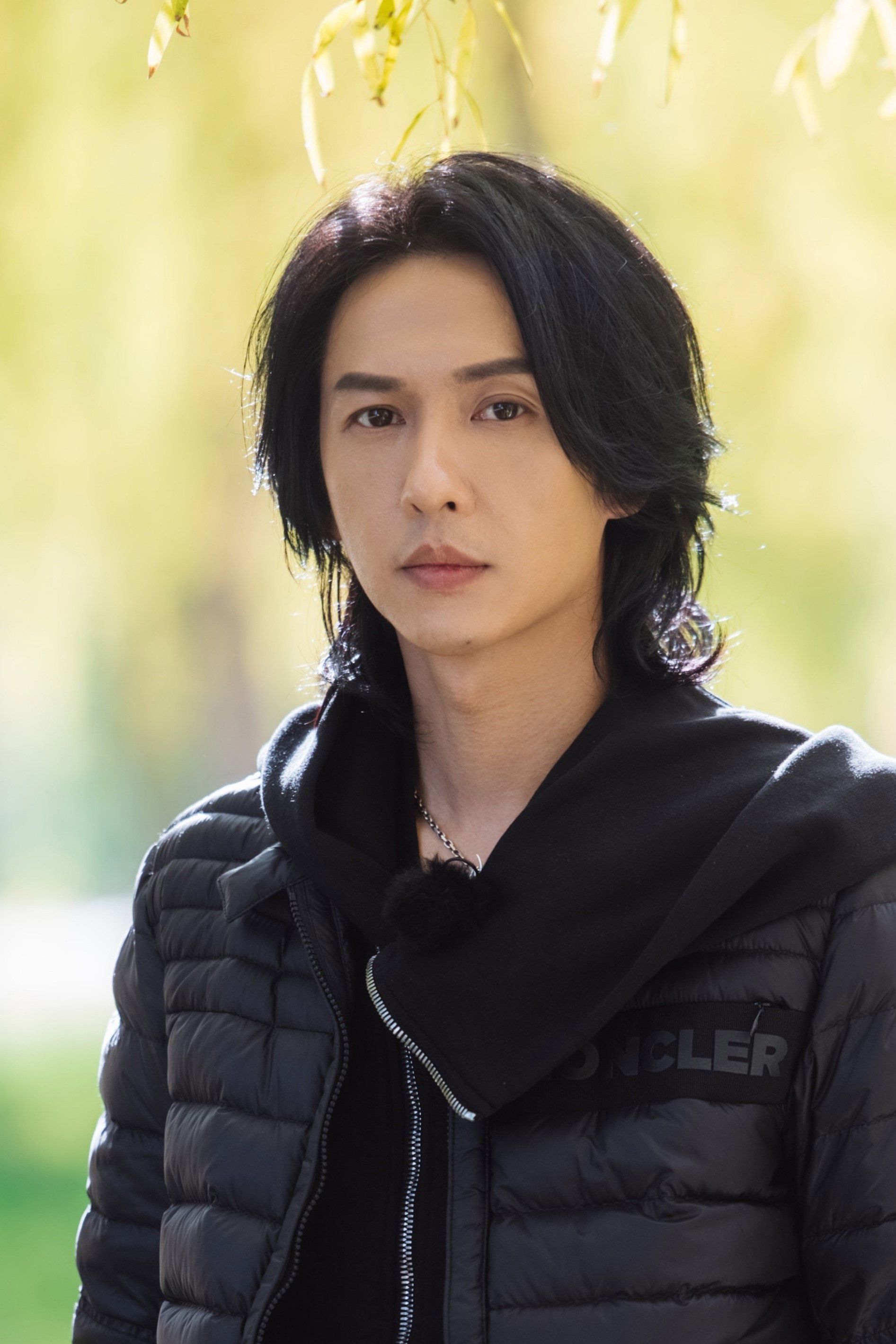 张淇 as Zheng Bin in Mostly Sunny