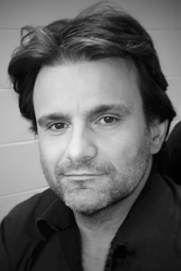 Nelson Harvey as Self - Judge in Zéro à 1000$, L'échelle du talent