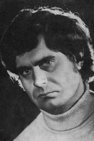 Владимир Петченко as Aleksei in Flying Days