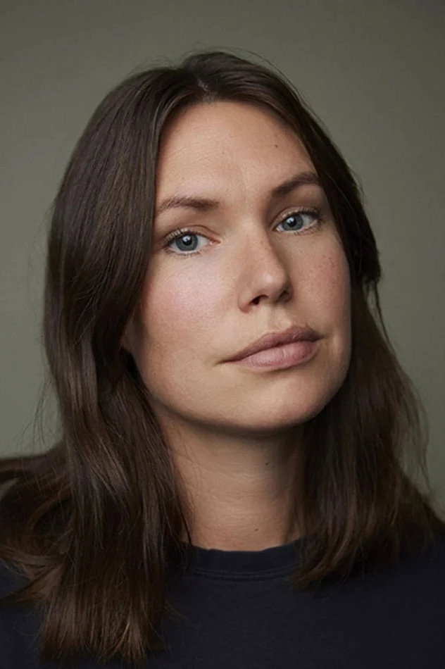 Fanny Vaager as Marte in Sick of Myself