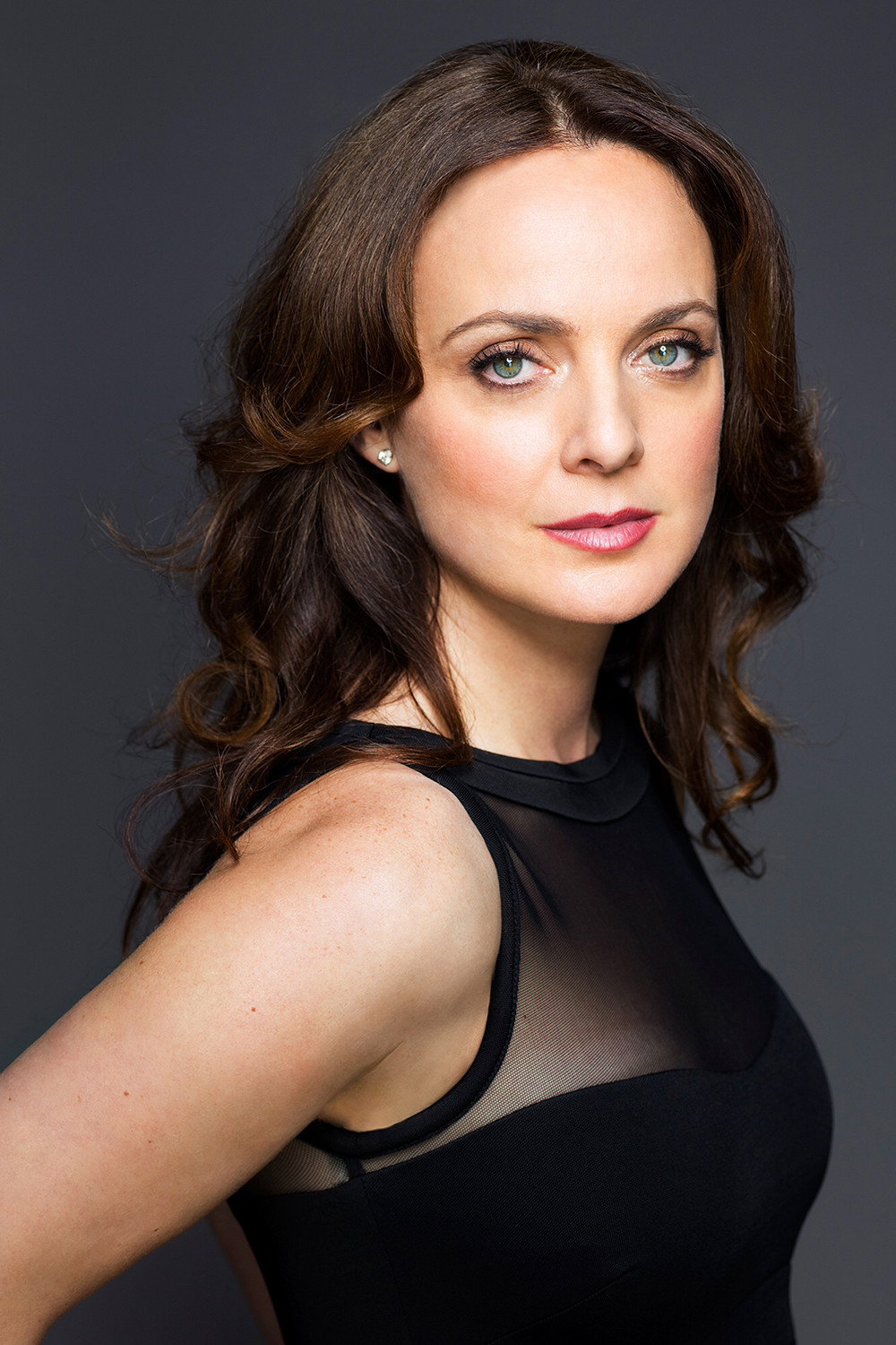 Melissa Errico as Andrea in Life or Something Like It