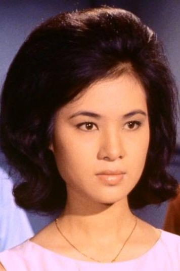 Jean Li Chih-An as Tien Mi (Da Jie) in Three Swinging Girls