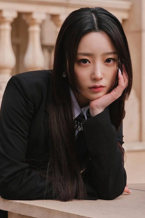 長井陽菜 as Self in Do You LIGHTSUM