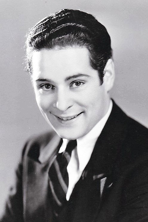 Duncan Renaldo as Fernando in Sword of the Avenger