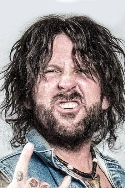 Tracii Guns as Self - Narrator (voice) in Randy Rhoads: Reflections of a Guitar Icon