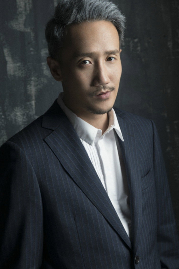 Han Qiu Chi as Hua Langzhong in Ghost Killing