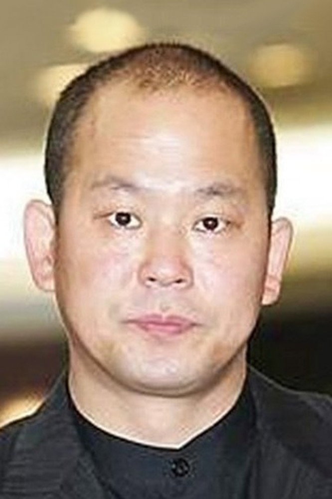 Lee Dal-Hyeong as Lord Song in Blades of Blood
