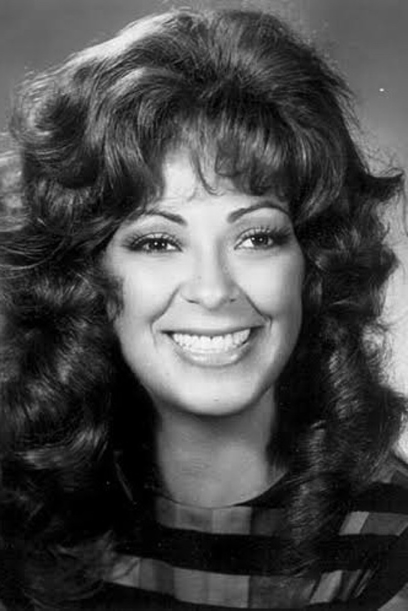 Geórgia Gomide as Lígia Ferraz in Aritana