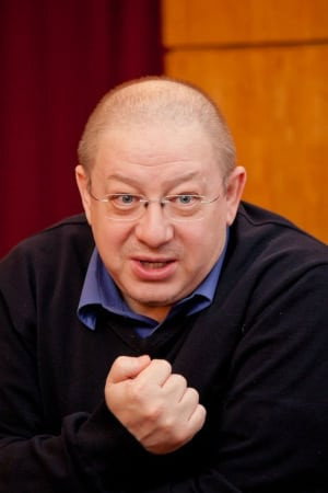 Александр Пантыкин as passazhir avtobusa in Plane's Flying to Russia