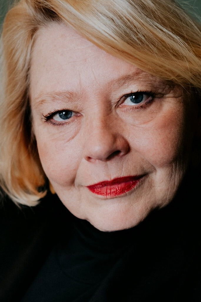 Margarethe Tiesel as Roswitha in Four Minus Three