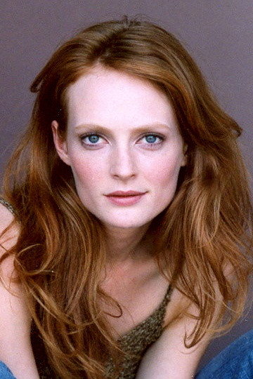 Daisy McCrackin as Rosebud in She Rises