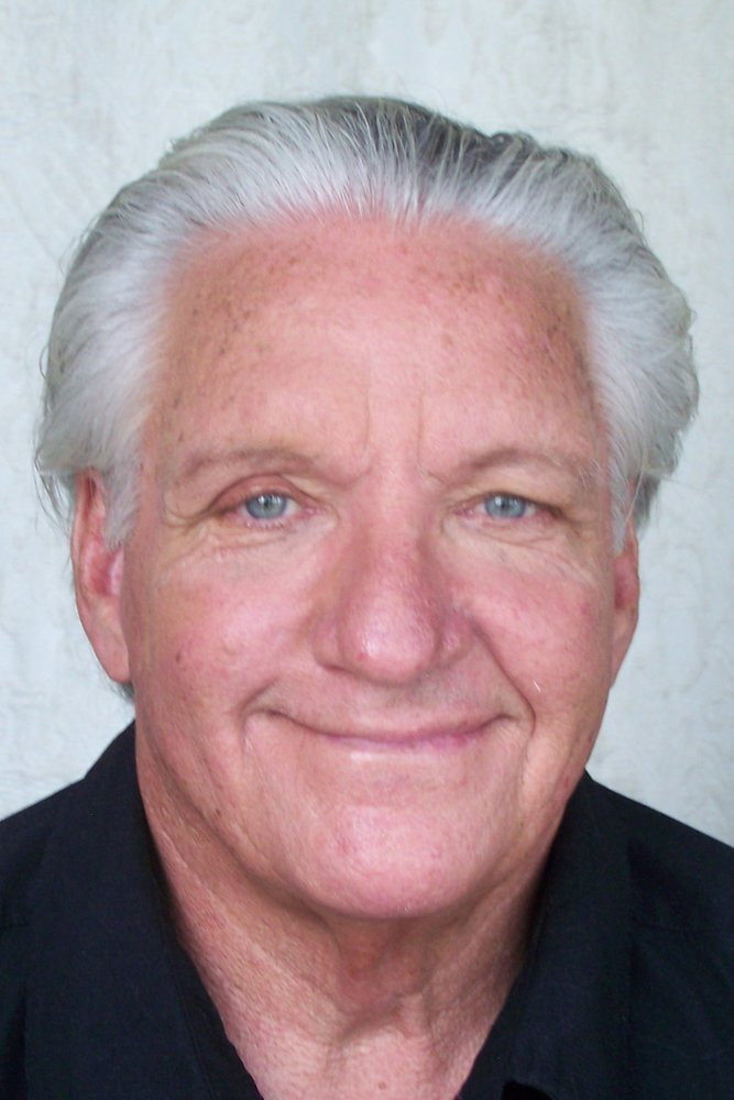 Clarence Felder as Inspector Bobo Pritzger in Hooperman