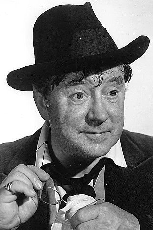 Forrester Harvey as Herbert Hall in The Invisible Man