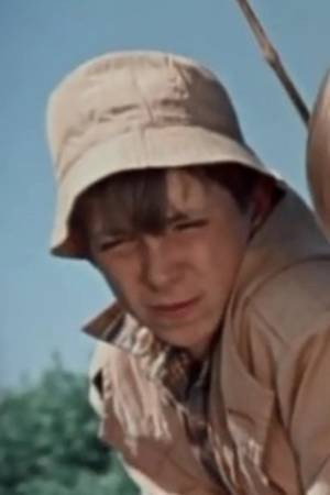 Кирилл Маслов as Hook in Frenchman