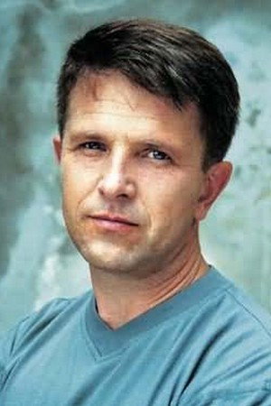 Andrzej Krucz as Marek in Na całość