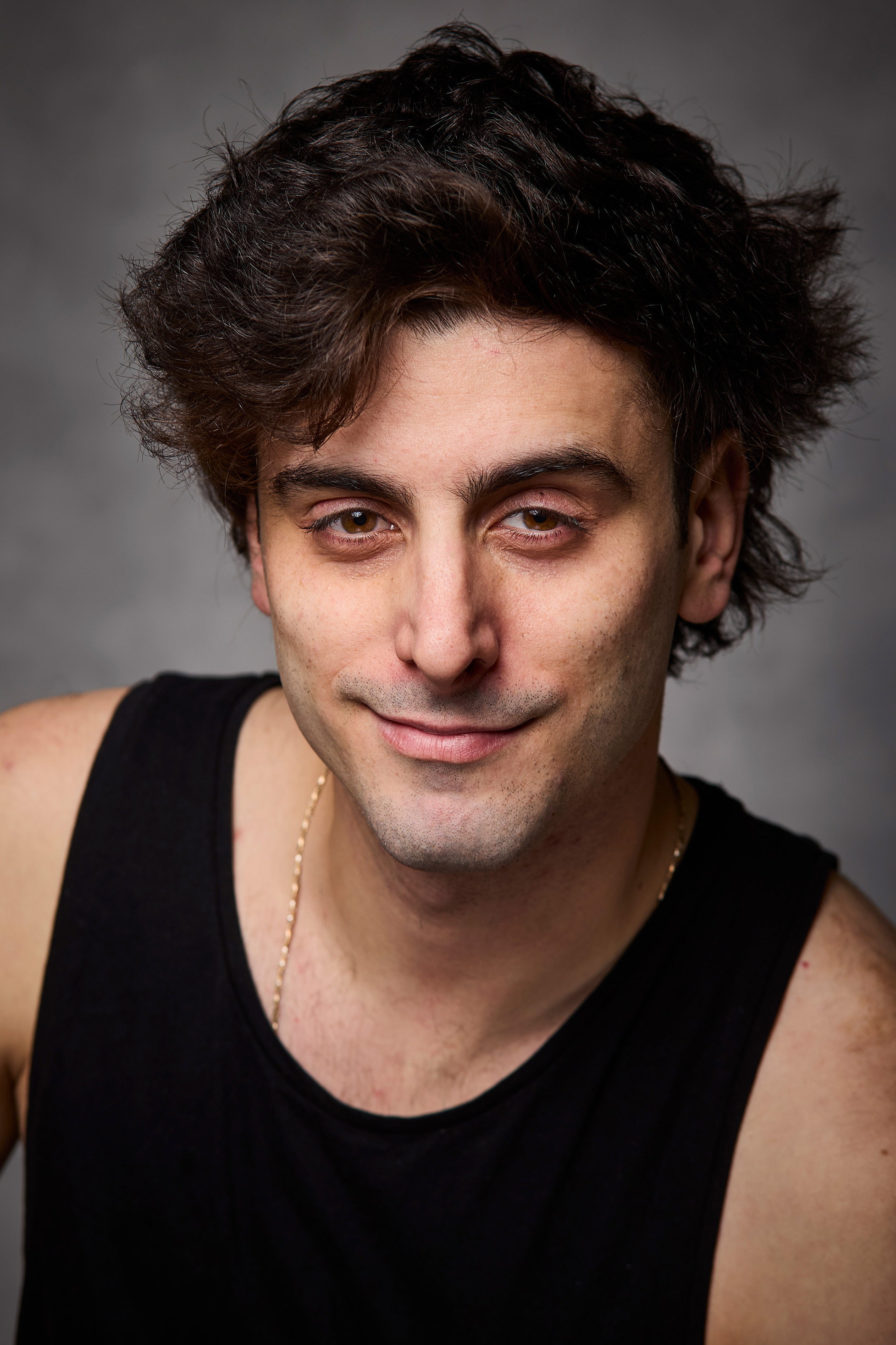 Pedro Ontiveros as Jacobo in Más Rápido