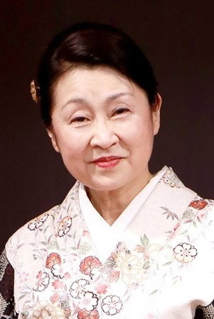 麻上洋子 as リサ in Zero Tester