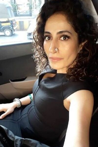 Shradha Kaul as Zehra Khala in Mee Raqsam